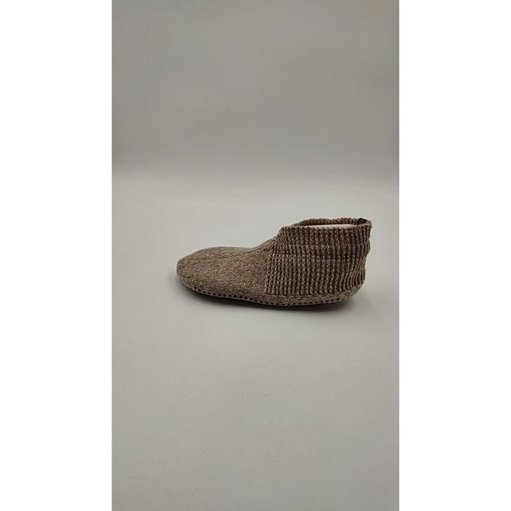 Quince Women Fleece Lined Gripper Slippers Tan Shoes One Size